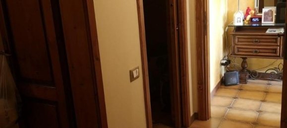 5 rooms Villa in Carrara, Italy No. 65028 5