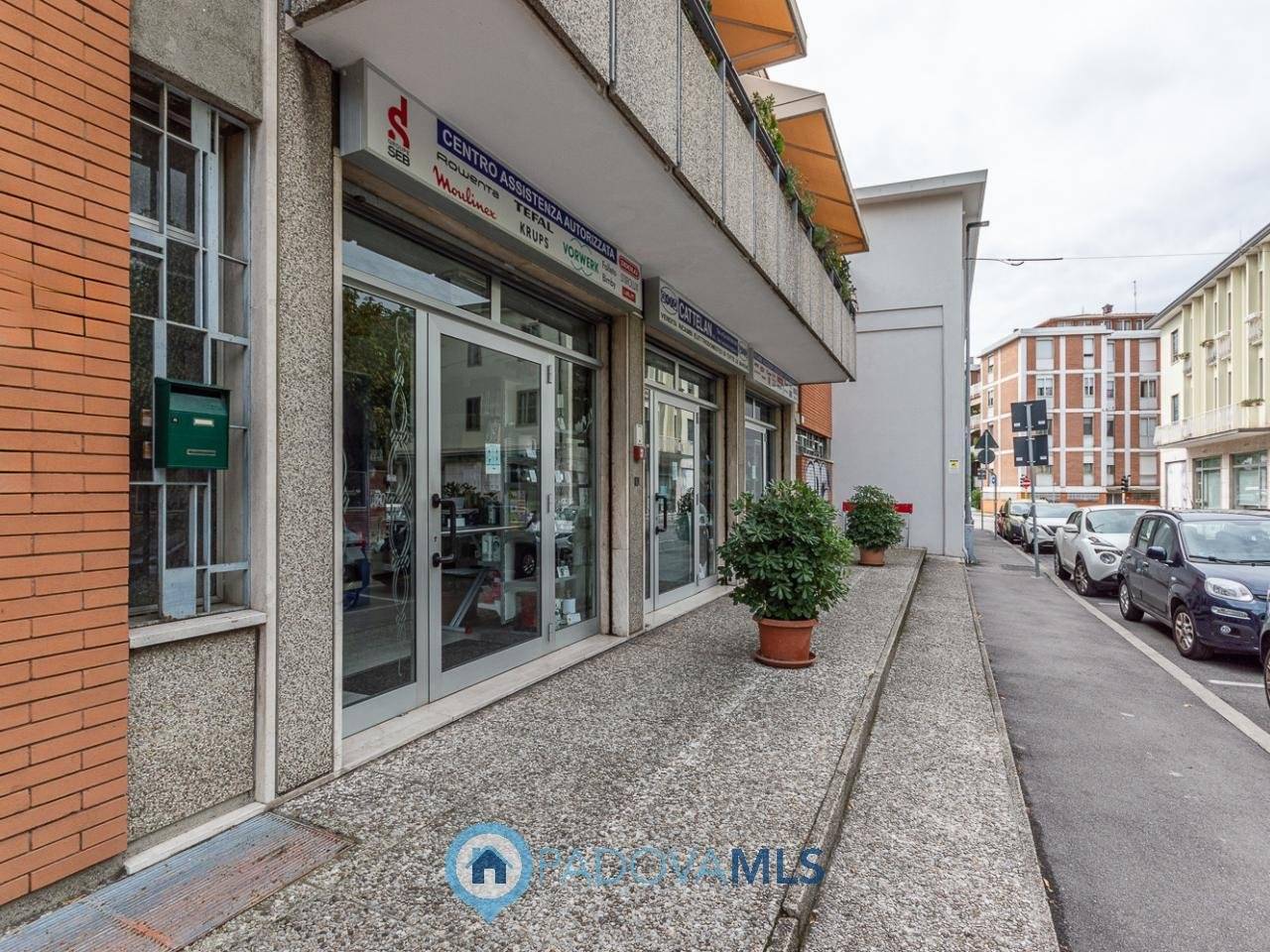 5-Zimmer Gewerbliche Immobilie in Padua, Italy, Nr. 267467