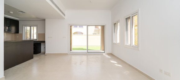 3 bedrooms Townhouse in Serena, UAE No. 94361 5
