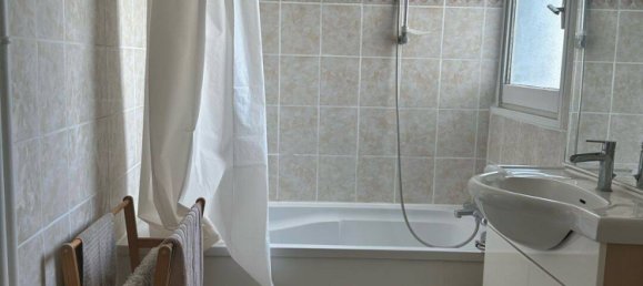 1 bedroom Apartment in Creteil, France No. 327013 4