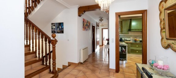 5 bedrooms House in La Zubia, Spain No. 143807 4