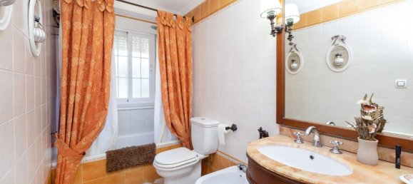 5 bedrooms House in La Zubia, Spain No. 143807 22