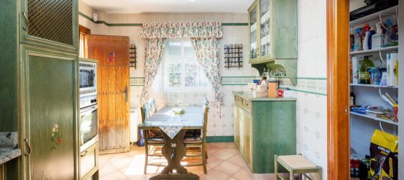 5 bedrooms House in La Zubia, Spain No. 143807 11