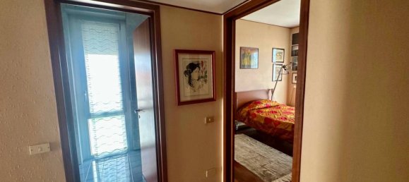 2 bedrooms Apartment in Milan, Italy No. 245045 18
