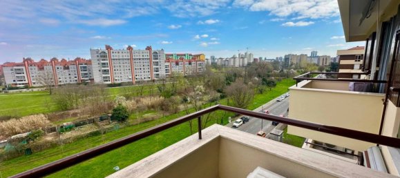 2 bedrooms Apartment in Milan, Italy No. 245045 7