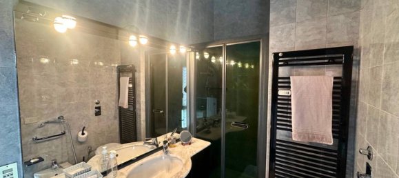 2 bedrooms Apartment in Milan, Italy No. 245045 25