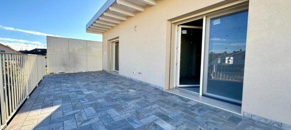 5 rooms Villa in Brescia, Italy No. 5654 14