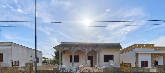 4 rooms House in Racale, Italy No. 238244 22