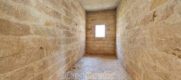 4 rooms House in Racale, Italy No. 238244 3