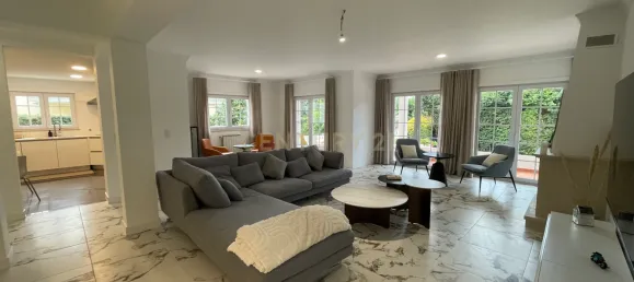 3 bedrooms Villa in Almada, Portugal No. 118606 7