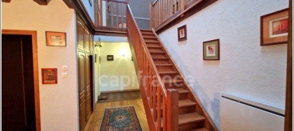 5 bedrooms House in Pourrain, France No. 200477 6