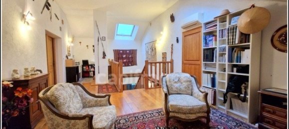 5 bedrooms House in Pourrain, France No. 200477 25