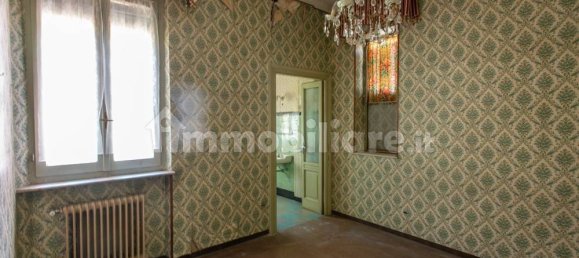 7 Schlafzimmer Haus in Voghera, Italy, Nr. 303732 11