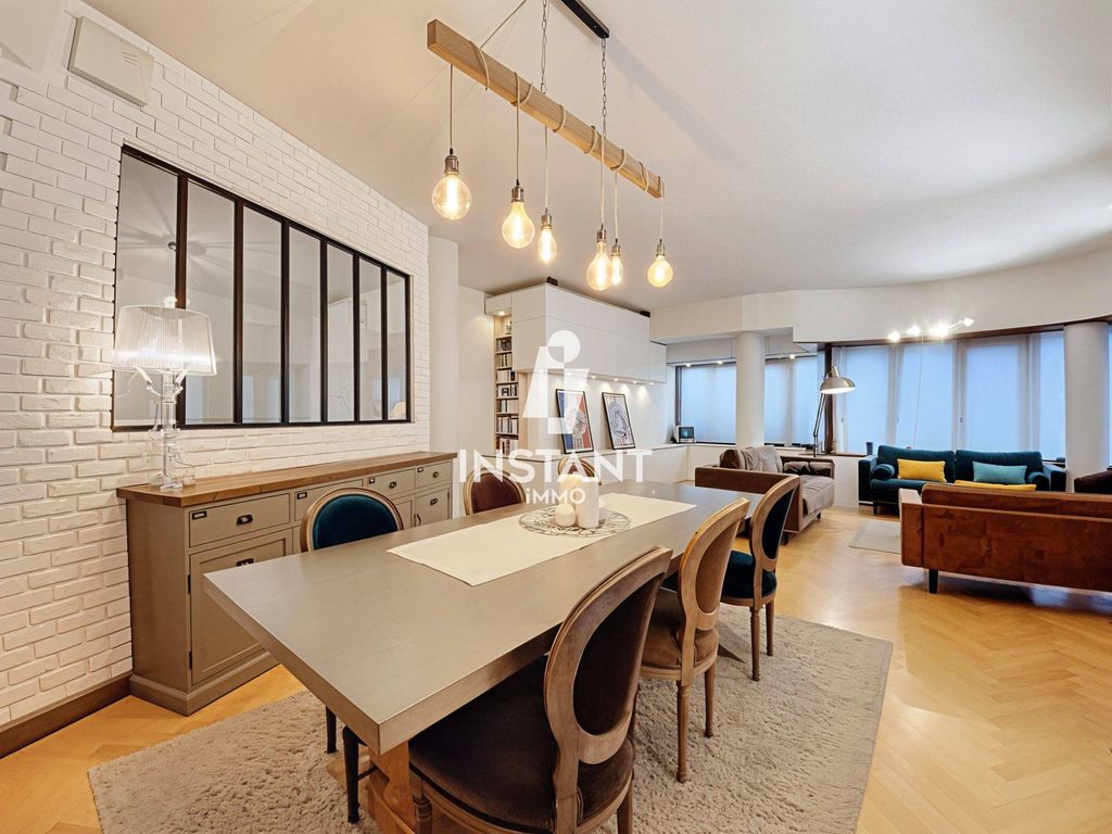 4 bedrooms Apartment in Charenton-le-Pont, France No. 170179