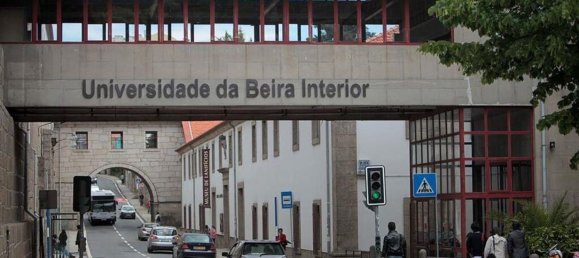 90m² Commercial property in Covilha, Portugal No. 143733 30