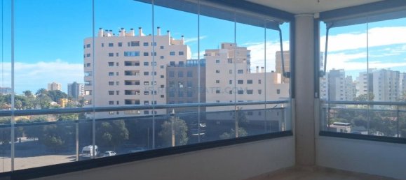 3 Schlafzimmer Wohnung in Alicante, Spain, Nr. 139709 11