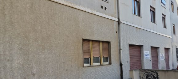  عقار تجاري في Cagliari, Italy 300متر مربع رقم 59850 2