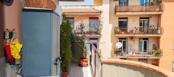 4 rooms Apartment in Catania, Italy No. 273934 28