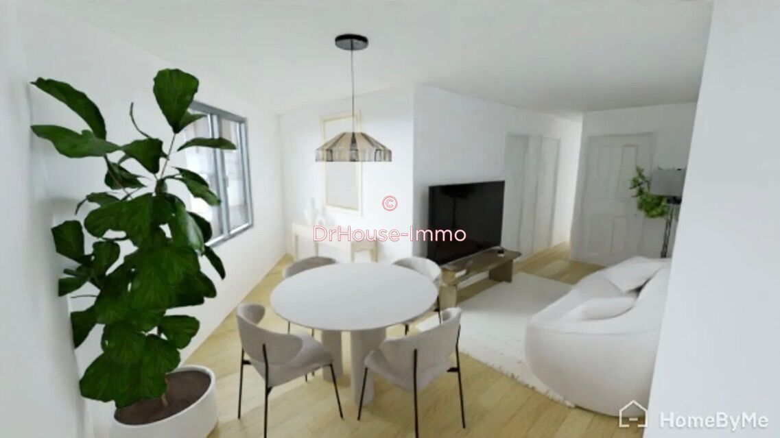 2 bedrooms Apartment in Viry-Chatillon, France No. 135731