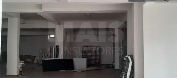 464m² Warehouse in Vila Franca de Xira, Portugal No. 95946 10