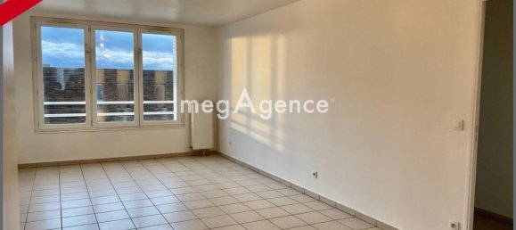 Apartamento de 4 dormitorios en Lyon, France No. 338285 7