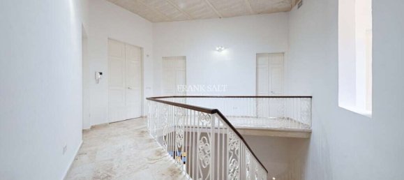 425m² Office in Sliema, Malta No. 11950 6