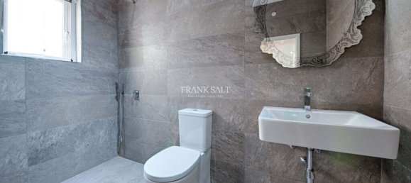 425m² Office in Sliema, Malta No. 11950 16