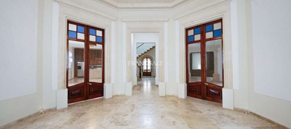 425m² Office in Sliema, Malta No. 11950 9