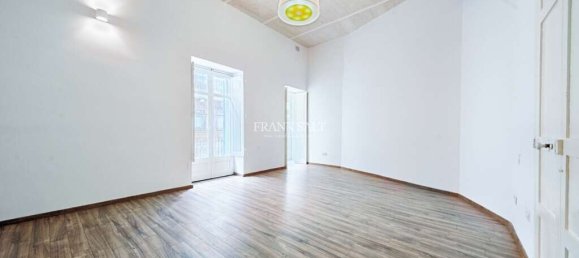 425m² Office in Sliema, Malta No. 11950 8