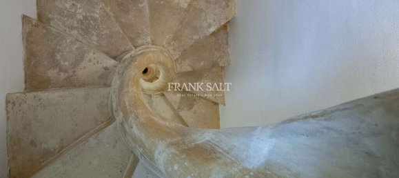 425m² Office in Sliema, Malta No. 11950 11