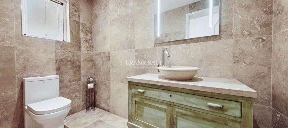 425m² Office in Sliema, Malta No. 11950 15