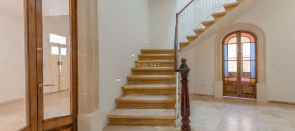 425m² Office in Sliema, Malta No. 11950 24