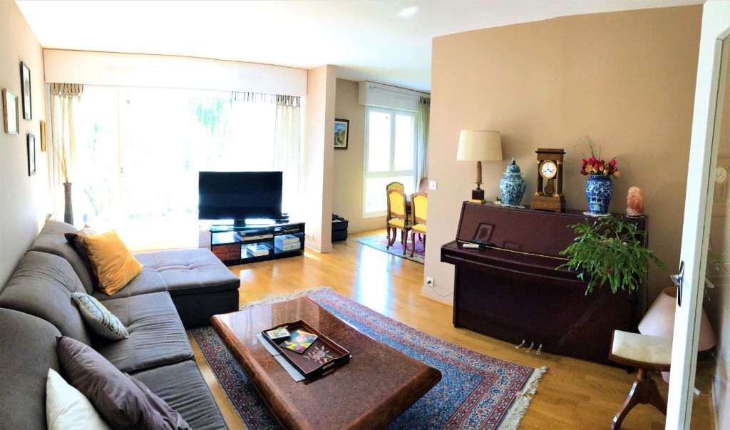 3 غرف نوم شقة في Gif-sur-Yvette, France رقم 171796