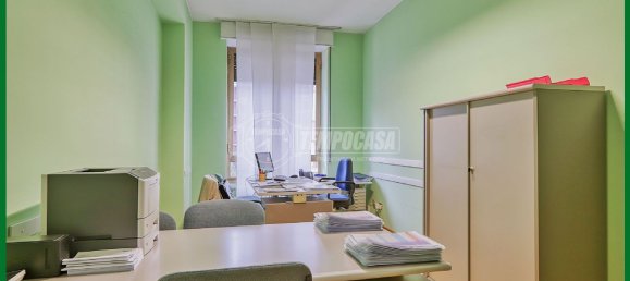 3 Schlafzimmer Wohnung in Varese, Italy, Nr. 135726 13