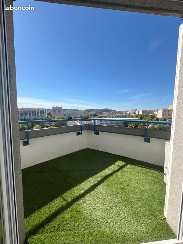 Apartamento de 2 dormitorios en Lyon, France No. 343459
