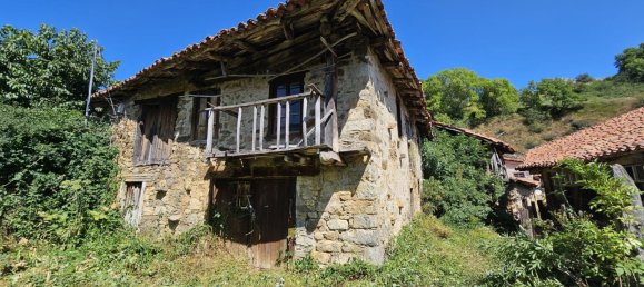 3 bedrooms House in Cantabria, Spain No. 184445 2