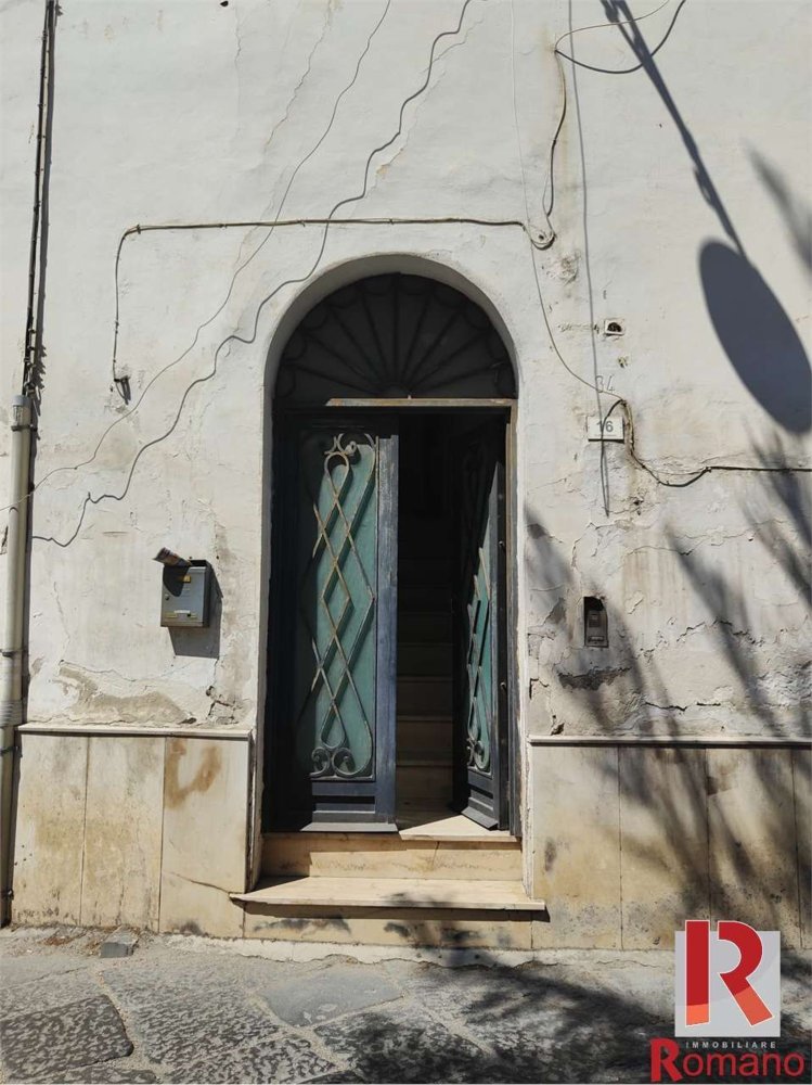 3 Schlafzimmer Wohnung in Santa Maria Capua Vetere, Italy, Nr. 335951