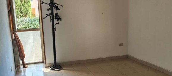 3 Schlafzimmer Wohnung in Santa Maria Capua Vetere, Italy, Nr. 335951 13