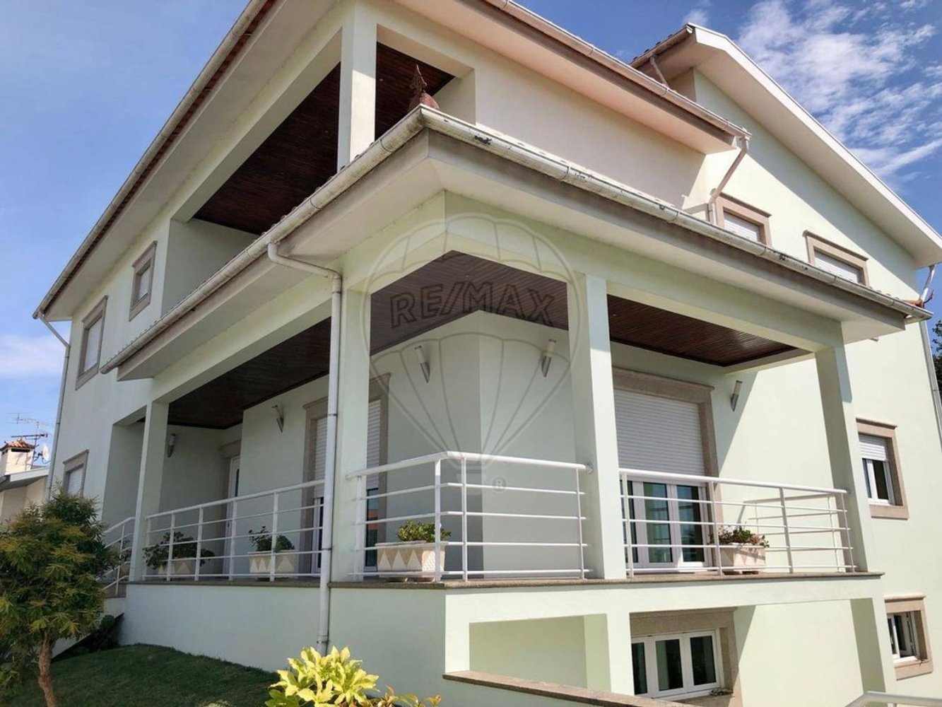 Дом с 6 спальнями в Барселуш, Португалия № 178203