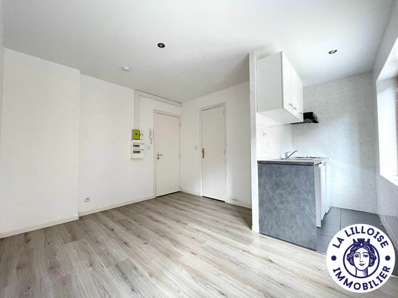 Квартира с 1 спальней в Лилль, Франция № 248240