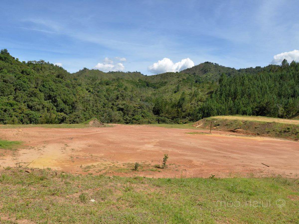 Terreno en Antioquia, Colombia No. 844