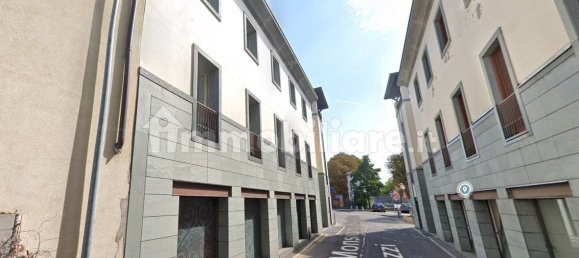 5 rooms Commercial property in Seriate, Italy No. 286855 3