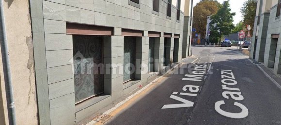 5 rooms Commercial property in Seriate, Italy No. 286855 6