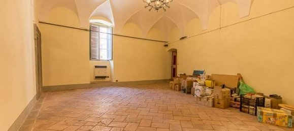 6 bedrooms Castles in Perugia, Italy No. 56478 9