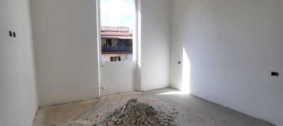 3 bedrooms Apartment in Florence, Italy No. 363895 22
