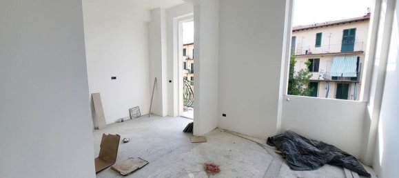 3 bedrooms Apartment in Florence, Italy No. 363895 2