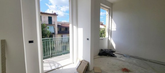 3 bedrooms Apartment in Florence, Italy No. 363895 11