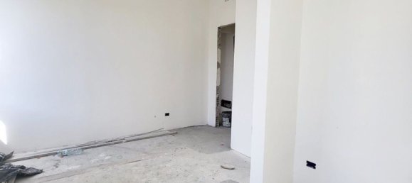 3 bedrooms Apartment in Florence, Italy No. 363895 9