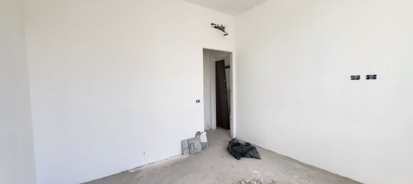 3 bedrooms Apartment in Florence, Italy No. 363895 24