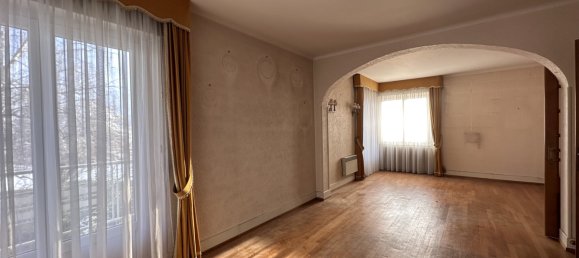 Здание с 2 спальнями в Сен-Дье, Франция № 228376 4